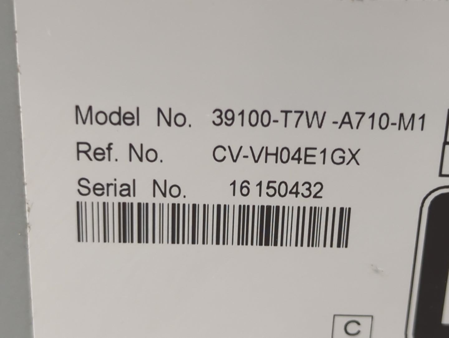 2016 Honda Hr-V Radio AM FM Cd Player Receiver Replacement P/N:39100-T7W-A710-M1 Fits OEM Used Auto Parts - Oemusedautoparts