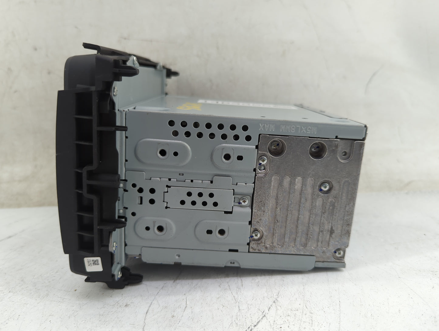 2016 Honda Hr-V Radio AM FM Cd Player Receiver Replacement P/N:39100-T7W-A013-M1 AJDK082, CVH-7738 Fits OEM Used Auto Parts 
