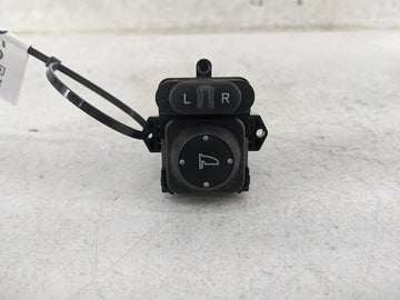 2016 Honda Hr-v Driver Left Door Mirror Power Switch M45 - Oemusedautoparts1.com