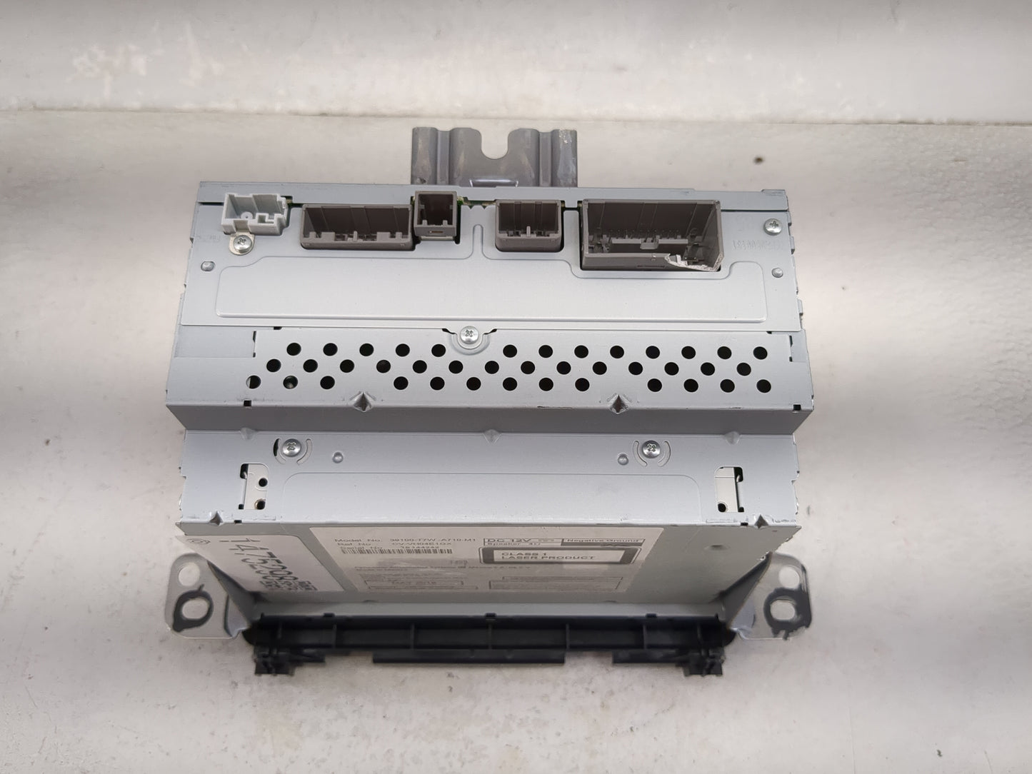 2016 Honda Hr-V Radio AM FM Cd Player Receiver Replacement P/N:39100-T7W-A710-M1 CV-VH04E1GX Fits OEM Used Auto Parts - Oemu
