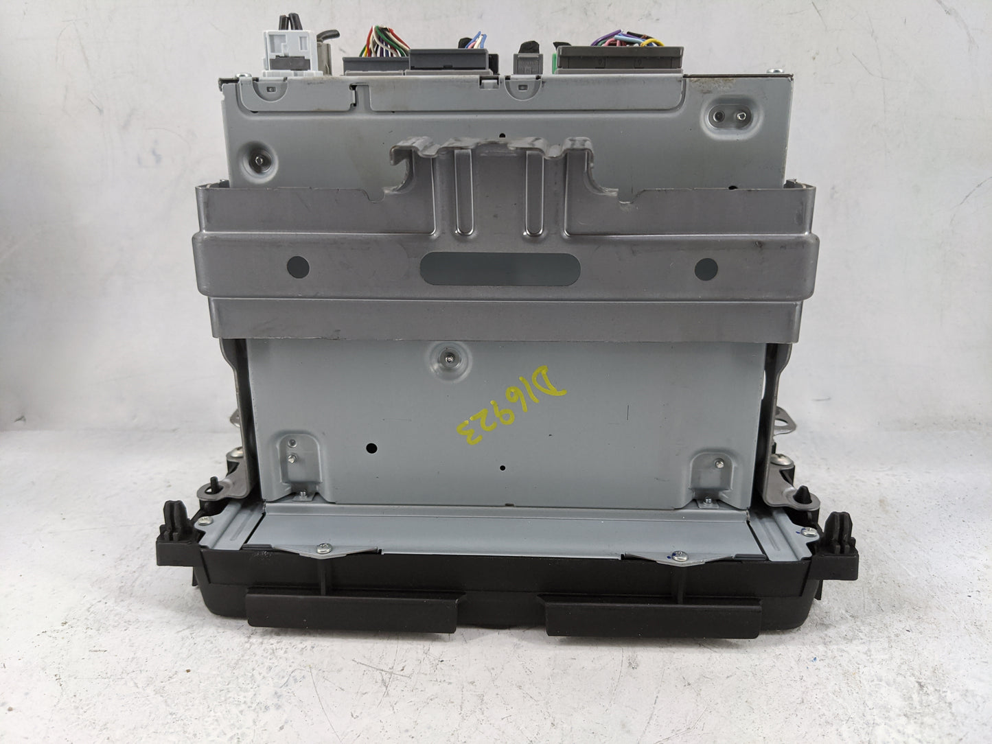 2016 Honda Hr-v Information Display Screen 1477245 - Oemusedautoparts1.com