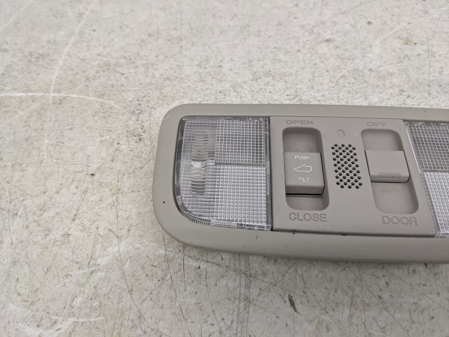 2016 Honda Hr-v Overhead Roof Console Tan - Oemusedautoparts1.com