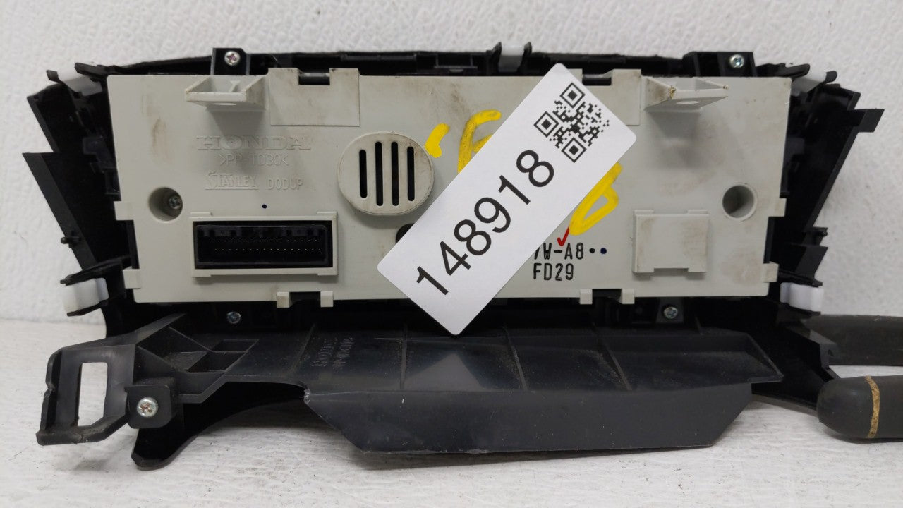 2016-2022 Honda Hr-V Climate Control Module Temperature AC/Heater Replacement P/N:T7W-A8 79600-T7W-A830-M1 Fits OEM Used Aut