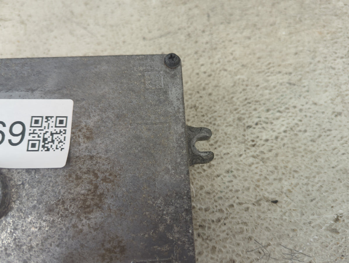 2016 Honda Hr-V PCM Engine Control Computer ECU ECM PCU OEM P/N:37820-51M-A73 G666-105402 Fits OEM Used Auto Parts - Oemused