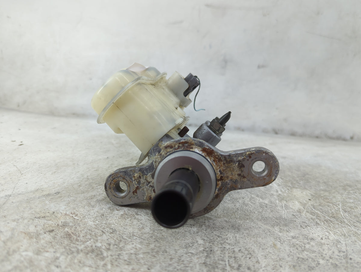 2016 Honda Hr-v Brake Master Cylinder - Oemusedautoparts1.com