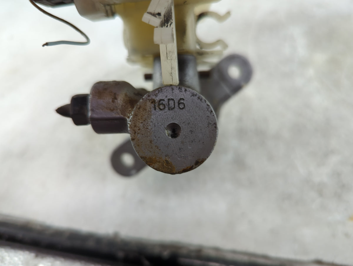 2016 Honda Hr-v Brake Master Cylinder - Oemusedautoparts1.com