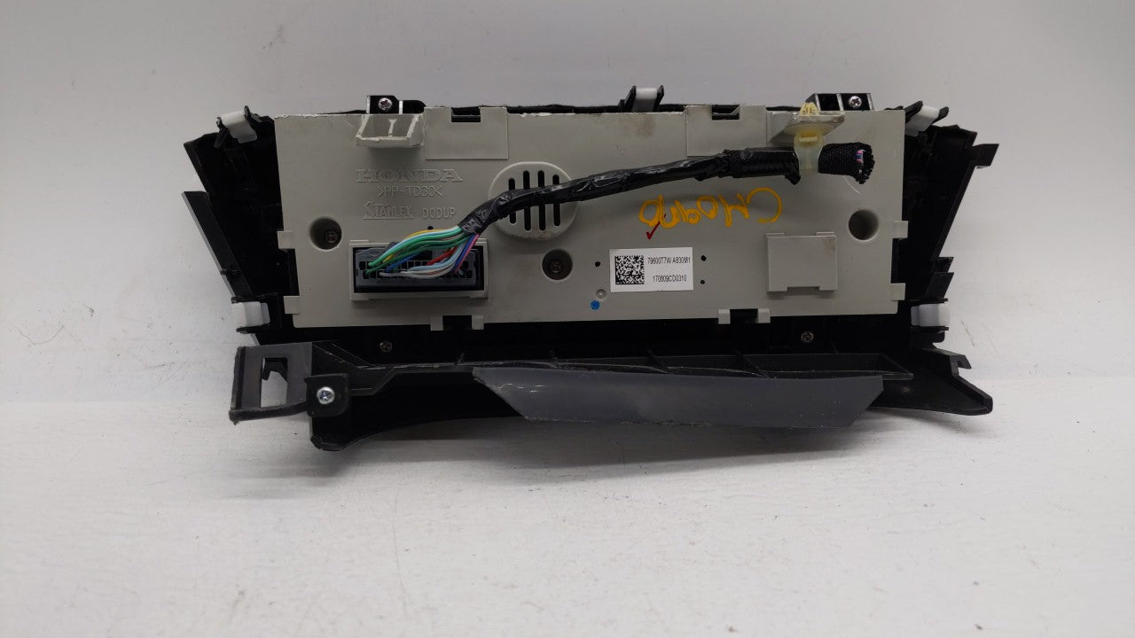 2016-2022 Honda Hr-V Climate Control Module Temperature AC/Heater Replacement P/N:T7W-A8 79600-T7W-A830-M1 Fits OEM Used Aut
