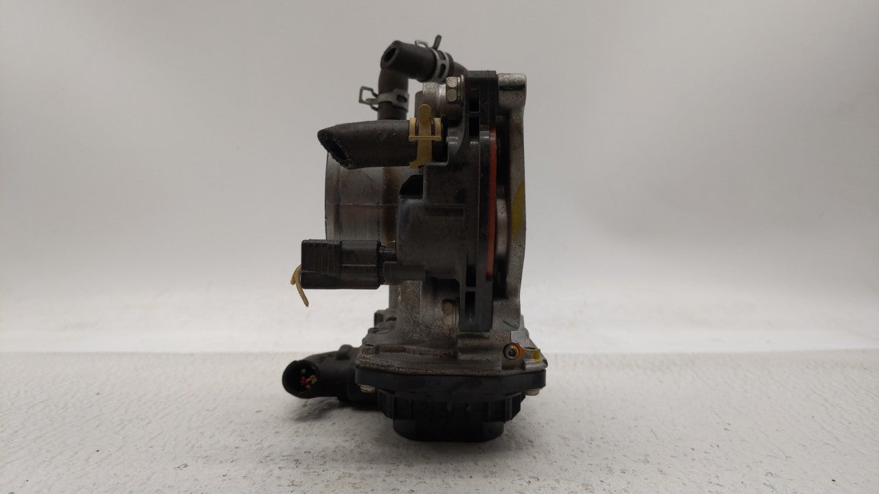 2016-2019 Honda Hr-V Throttle Body P/N:GMF3B Fits Fits 2012 2013 2014 2015 2016 2017 2018 2019 OEM Used Auto Parts - Oemused