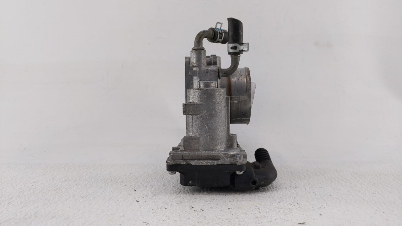 2016-2019 Honda Hr-V Throttle Body P/N:GMA3A GMF3B Fits Fits 2012 2013 2014 2015 2016 2017 2018 2019 OEM Used Auto Parts - O