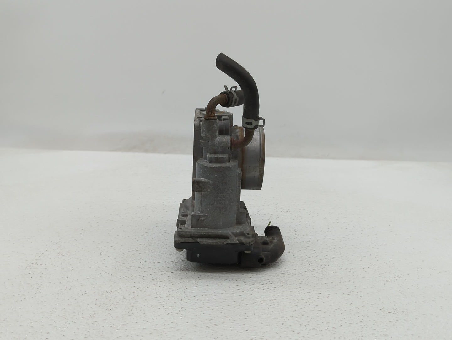 2016-2019 Honda Hr-V Throttle Body P/N:288770 GMF3B Fits Fits 2012 2013 2014 2015 2016 2017 2018 2019 OEM Used Auto Parts - 
