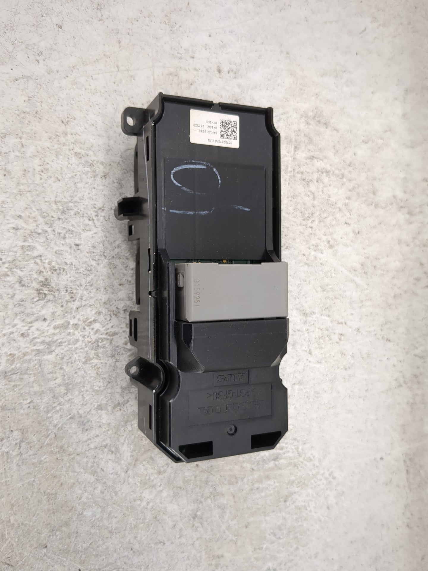 2016-2022 Honda Hr-V Master Power Window Switch Replacement Driver Side Left P/N:35750T7SA011M1 SANWD1855B Fits OEM Used Aut