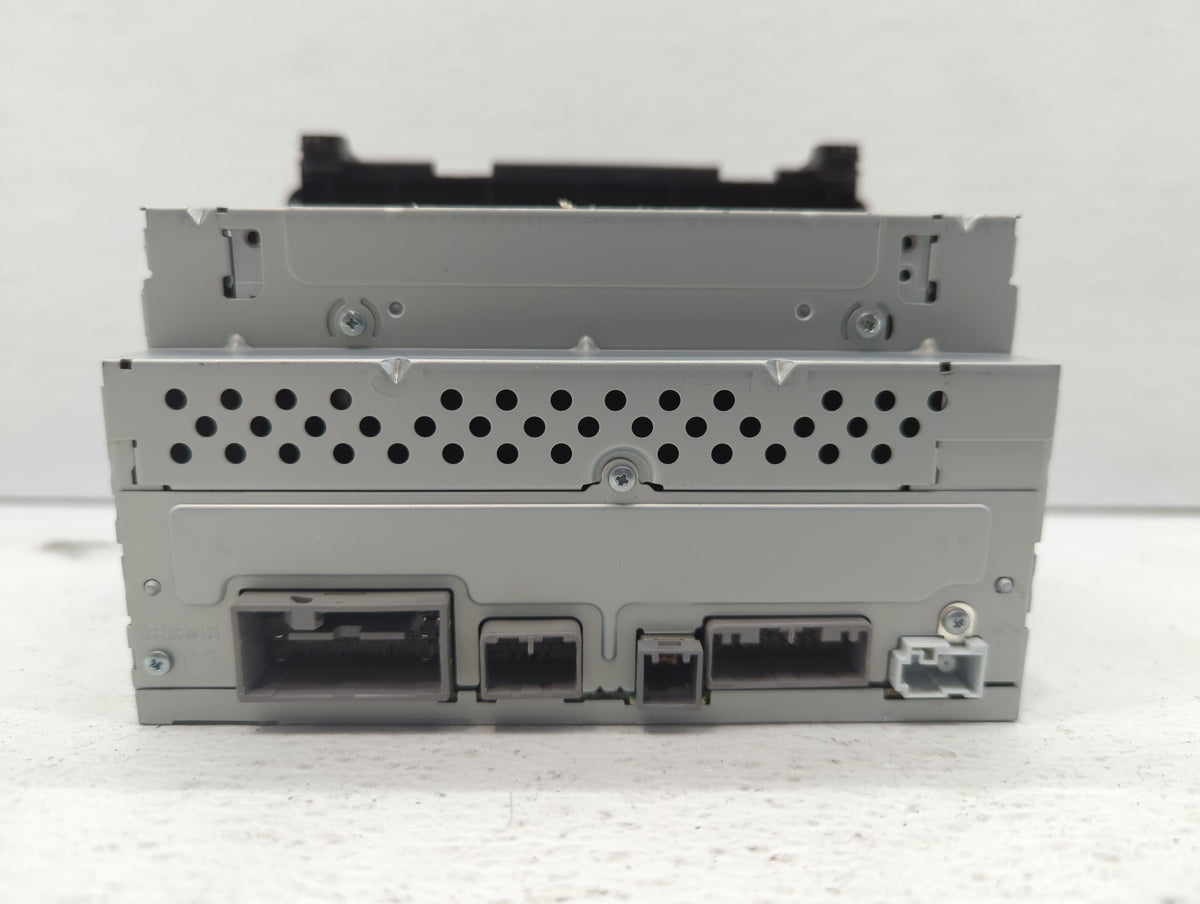2016-2016 Honda Hr-v Am Fm Cd Player Radio Receiver 459745 - Oemusedautoparts1.com