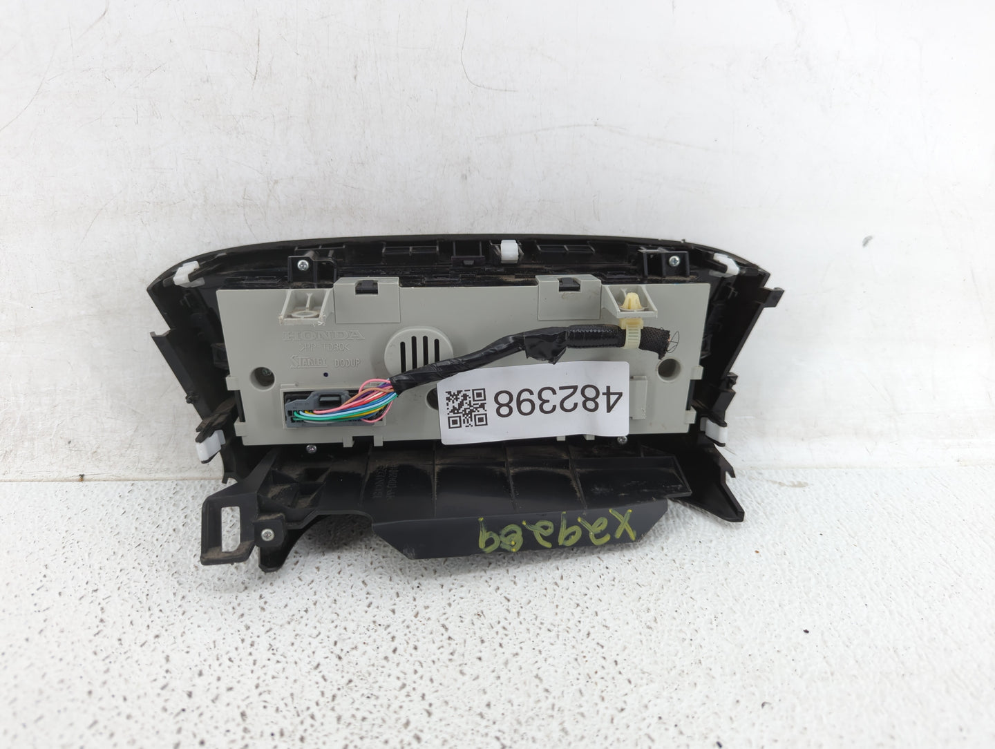 2016-2022 Honda Hr-V Climate Control Module Temperature AC/Heater Replacement P/N:T7W-C4 79600T7WC440M1 Fits OEM Used Auto P