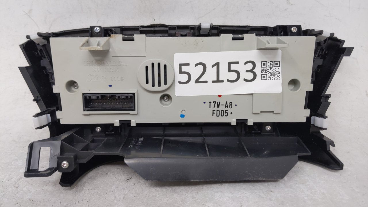 2016-2022 Honda Hr-V Climate Control Module Temperature AC/Heater Replacement P/N:T7W-A8 Fits OEM Used Auto Parts - Oemuseda