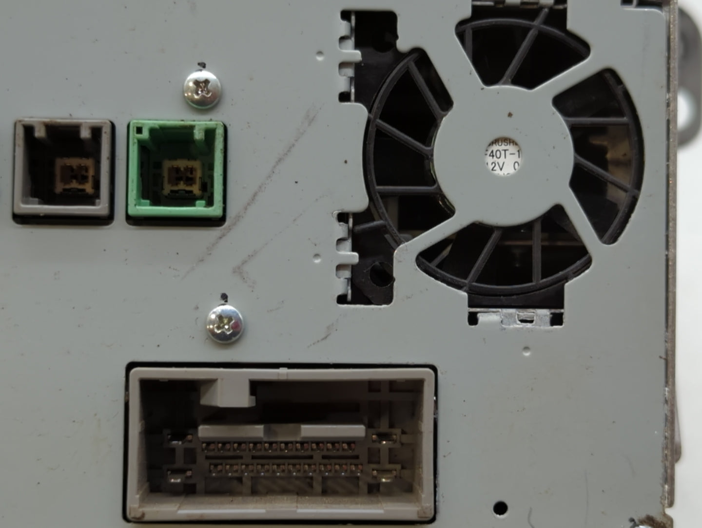 2016-2016 Honda Hr-v Am Fm Cd Player Radio Receiver - Oemusedautoparts1.com