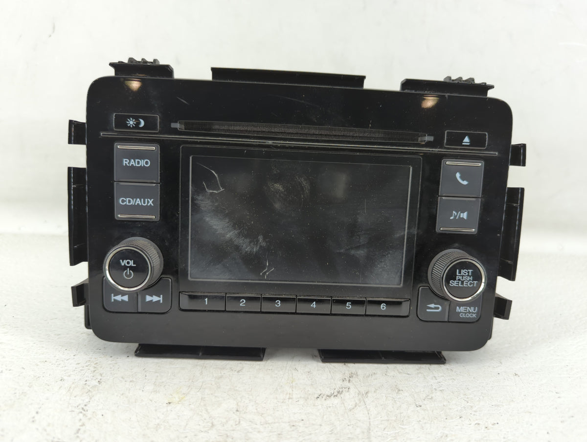 2016-2016 Honda Hr-v Am Fm Cd Player Radio Receiver 549188 - Oemusedautoparts1.com