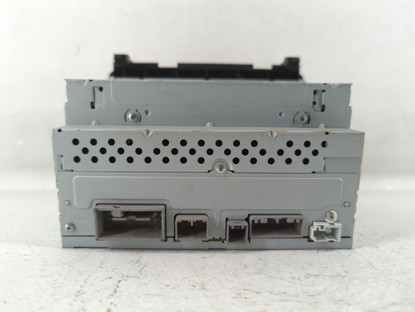 2016-2016 Honda Hr-v Am Fm Cd Player Radio Receiver - Oemusedautoparts1.com