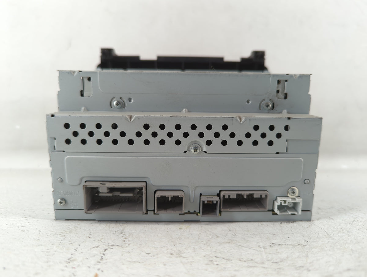2016-2016 Honda Hr-v Am Fm Cd Player Radio Receiver 549188 - Oemusedautoparts1.com