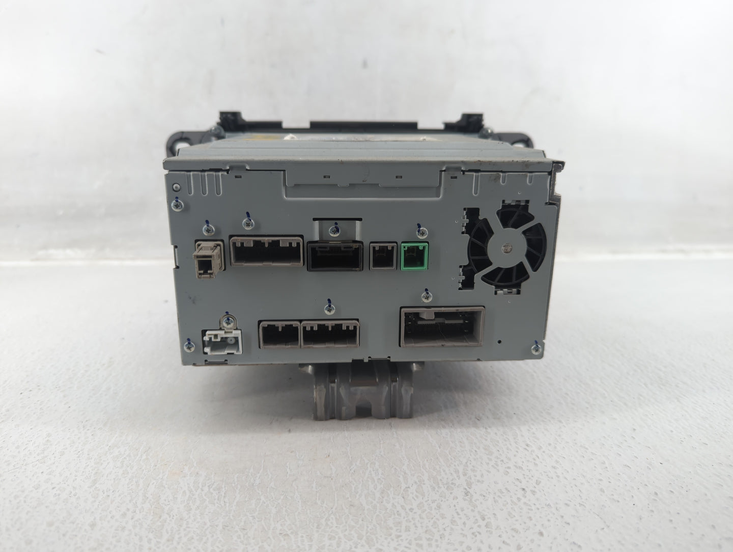 2016 Honda Hr-V Radio AM FM Cd Player Receiver Replacement P/N:39100-T7W-A013-M1 39100-T7W-A014-M1 Fits OEM Used Auto Parts 