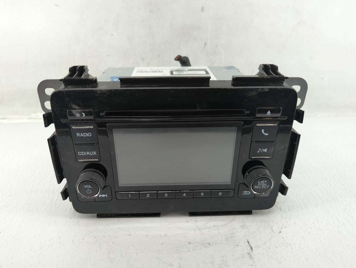 2016-2016 Honda Hr-v Am Fm Cd Player Radio Receiver 577242 - Oemusedautoparts1.com