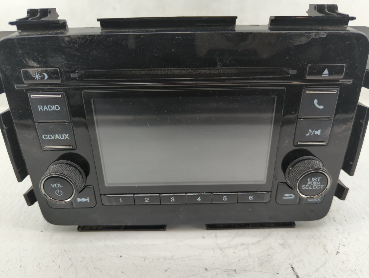 2016-2016 Honda Hr-v Am Fm Cd Player Radio Receiver 577242 - Oemusedautoparts1.com