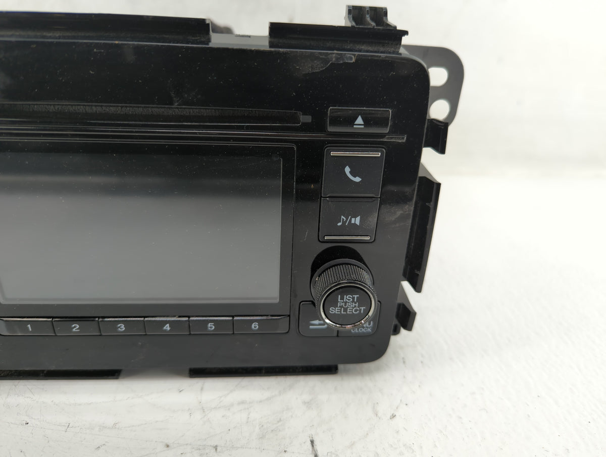 2016-2016 Honda Hr-v Am Fm Cd Player Radio Receiver 577242 - Oemusedautoparts1.com