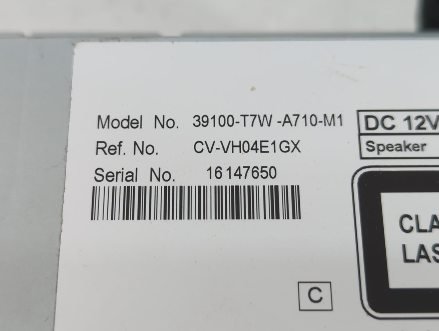 2016-2016 Honda Hr-v Am Fm Cd Player Radio Receiver - Oemusedautoparts1.com