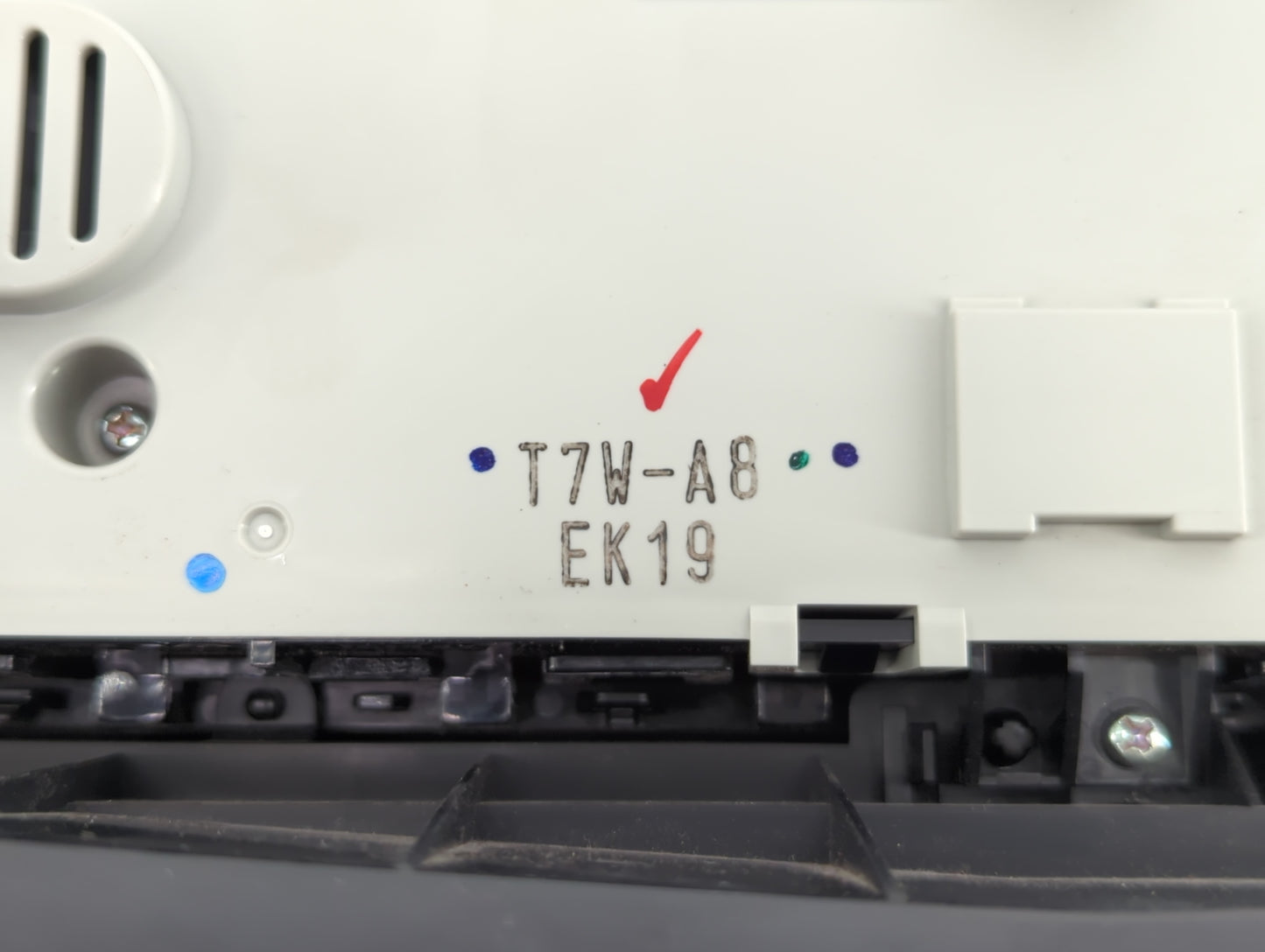 2016-2022 Honda Hr-V Climate Control Module Temperature AC/Heater Replacement P/N:T7W-A8 Fits OEM Used Auto Parts - Oemuseda