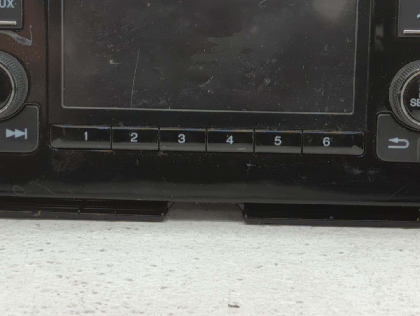 2016-2016 Honda Hr-v Am Fm Cd Player Radio Receiver - Oemusedautoparts1.com