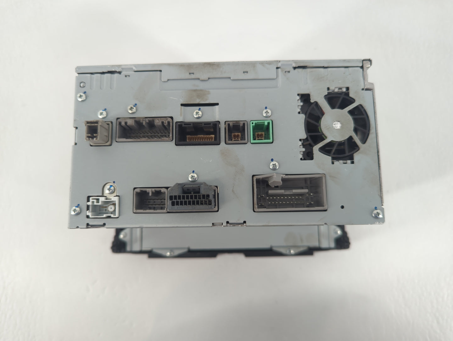 2016-2016 Honda Hr-v Am Fm Cd Player Radio Receiver - Oemusedautoparts1.com