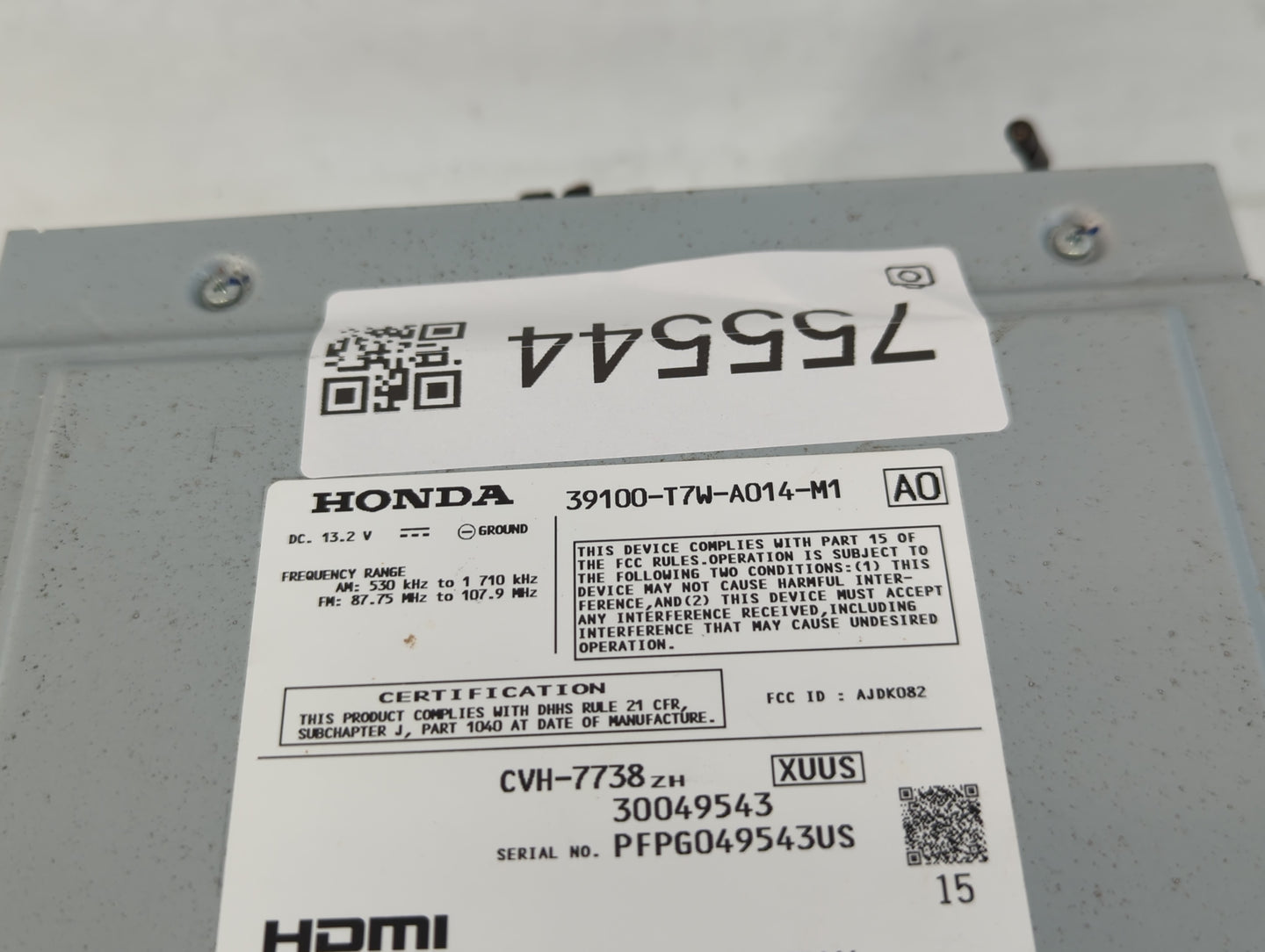 2016-2016 Honda Hr-v Am Fm Cd Player Radio Receiver - Oemusedautoparts1.com