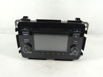 2016 Honda Hr-V Radio AM FM Cd Player Receiver Replacement P/N:39100-T7W-A710-M1 Fits OEM Used Auto Parts - Oemusedautoparts