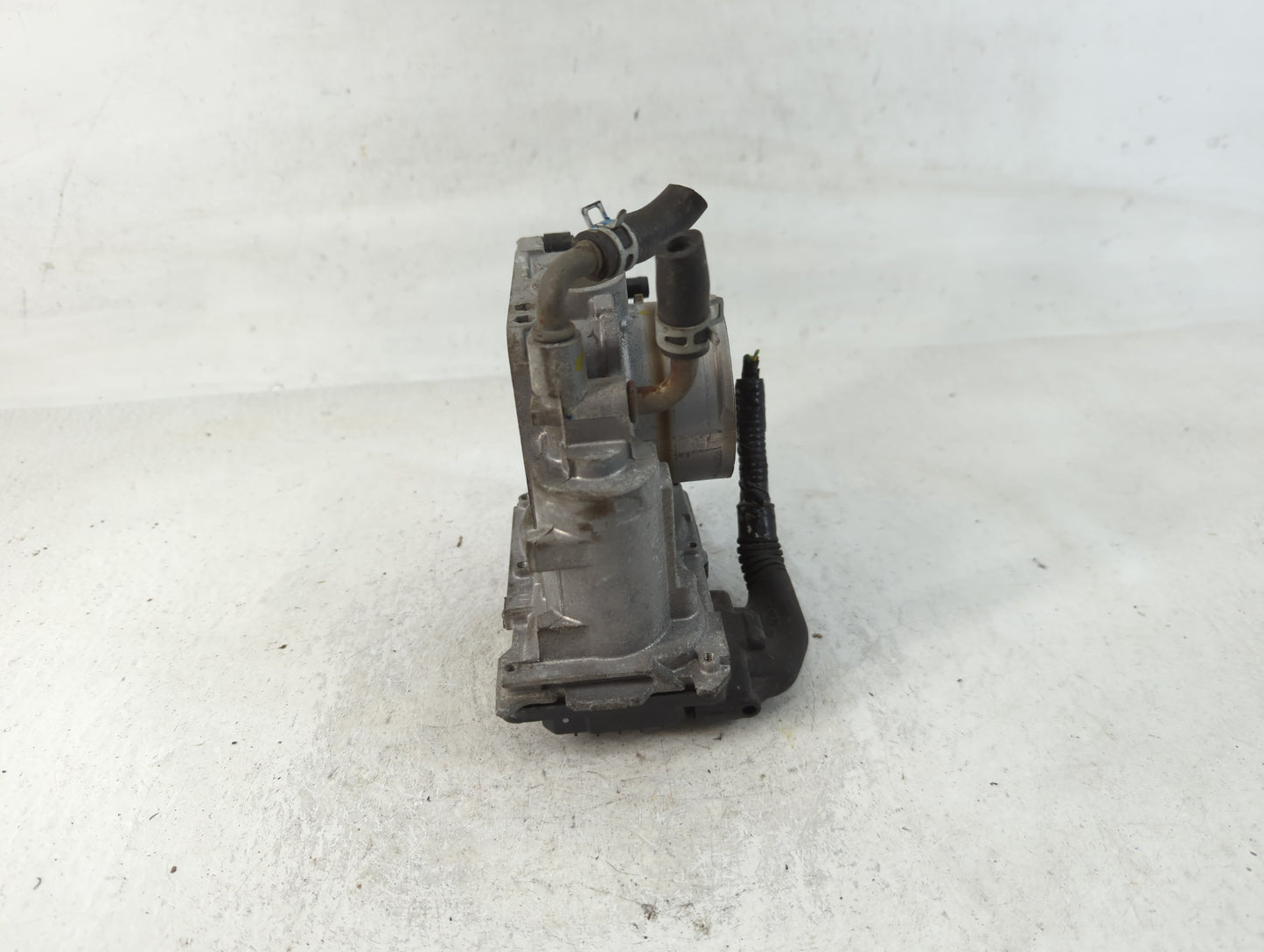 2016-2022 Honda Hr-V Throttle Body P/N:OM1 3B 123053 Fits Fits 2012 2013 2014 2015 2016 2017 2018 2019 2020 2021 2022 OEM Us