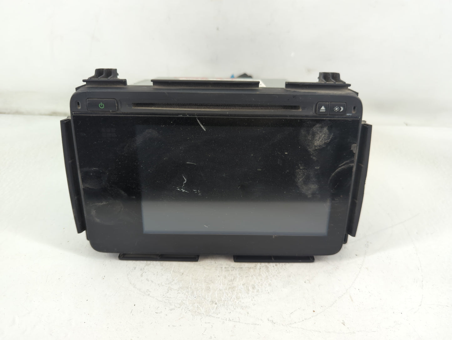 2016 Honda Hr-V Radio AM FM Cd Player Receiver Replacement P/N:39100-T7W-C014-M1 Fits OEM Used Auto Parts - Oemusedautoparts