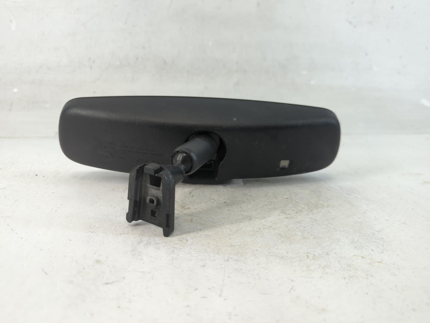 2016-2022 Honda Hr-V Interior Rear View Mirror Replacement OEM P/N:E11026001 Fits Fits 2016 2017 2018 2021 2022 OEM Used Aut