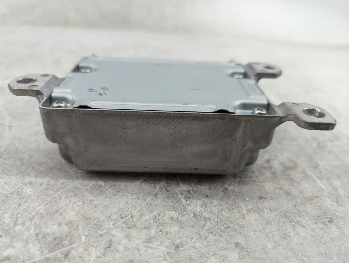 Honda Hrv Safety Restraint Srs Airbag Control Module 77960-t7s-a212-m2 - Oemusedautoparts1.com