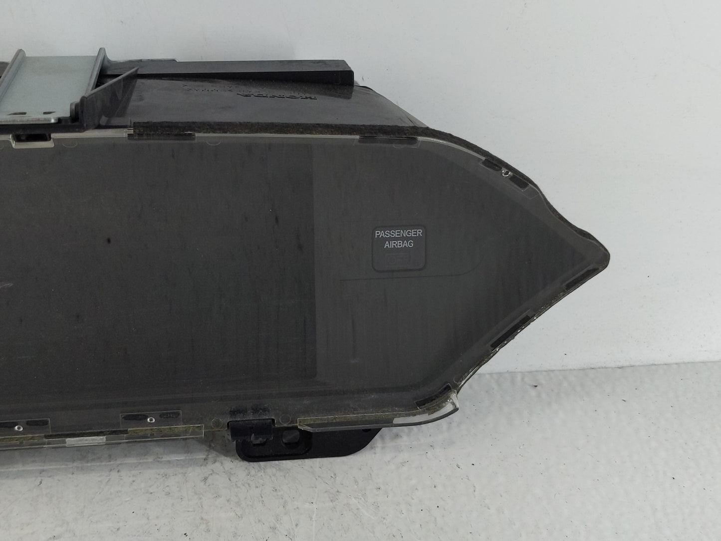 2014-2017 Honda Odyssey Information Display Screen - Oemusedautoparts1.com