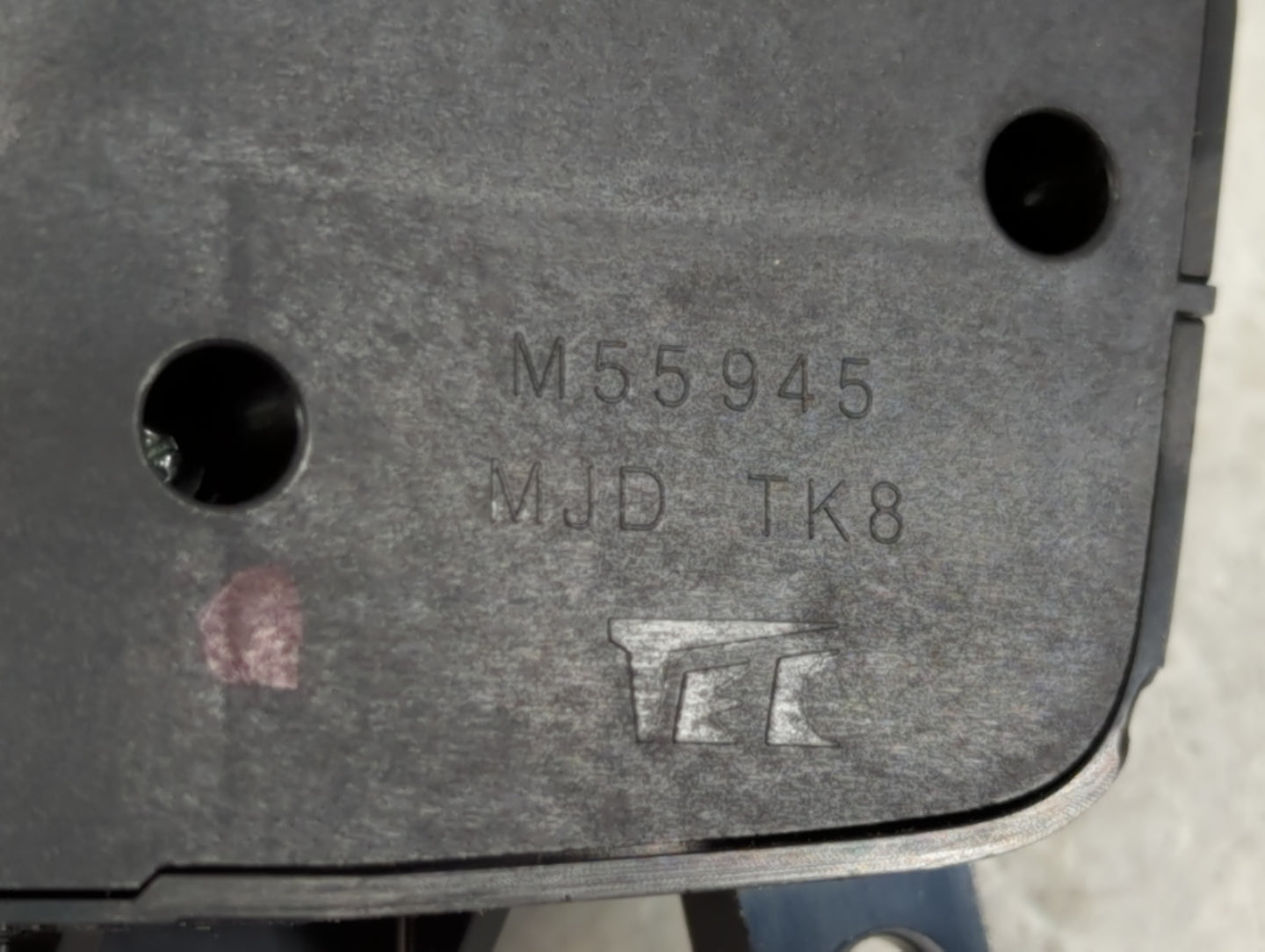 2014-2017 Honda Odyssey Radio AM FM Cd Player Receiver Replacement P/N:M55945 Fits Fits 2014 2015 2016 2017 OEM Used Auto Pa