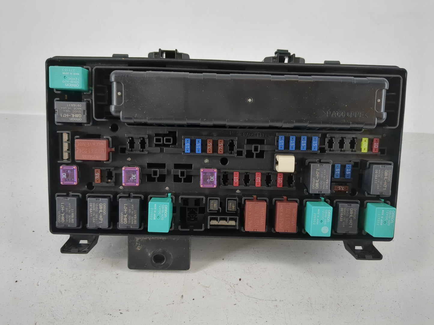 2011-2017 Honda Odyssey Fusebox Fuse Box Panel Relay Module P/N:031R10UFFW Fits Fits 2011 2013 2014 2015 2016 2017 OEM Used 