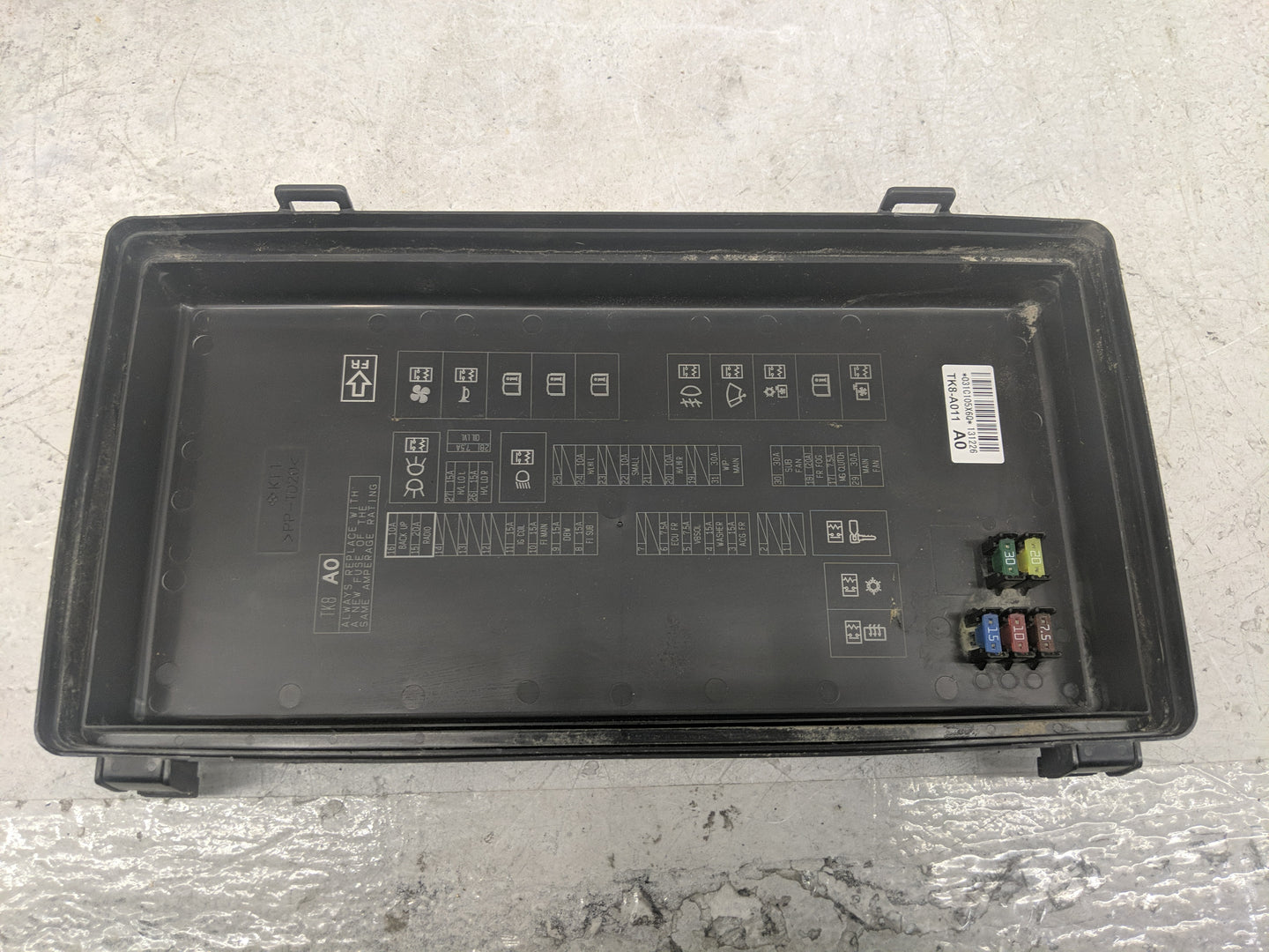 2011-2017 Honda Odyssey Fusebox Fuse Box Panel Relay Module P/N:031R10UFFW Fits Fits 2011 2013 2014 2015 2016 2017 OEM Used 