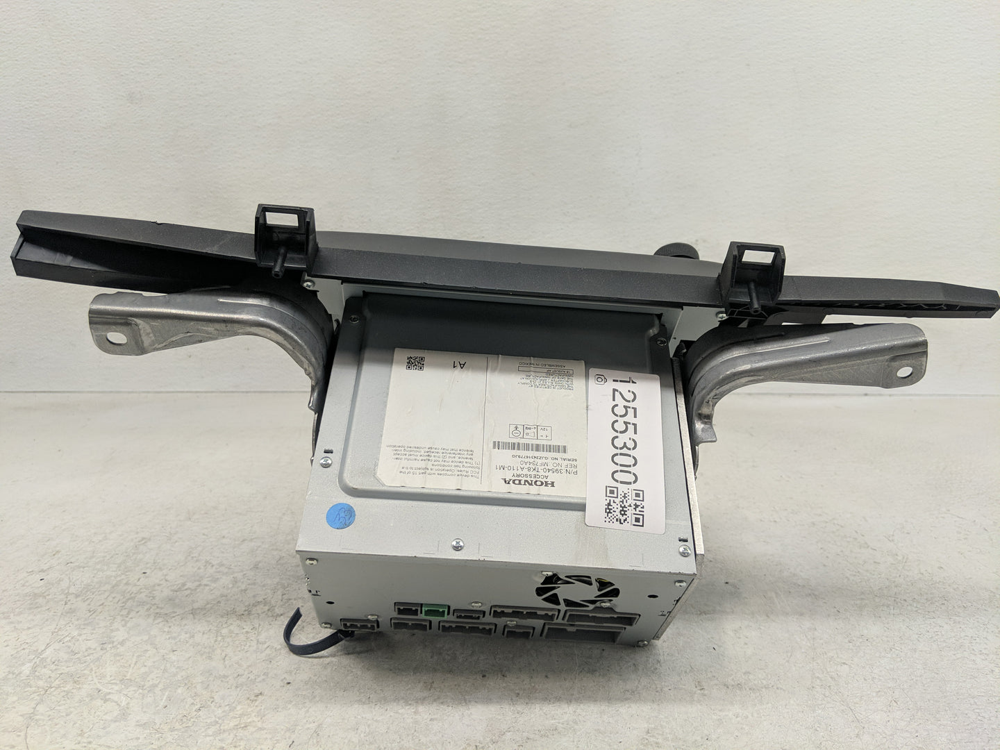 2014-2017 Honda Odyssey Radio AM FM Cd Player Receiver Replacement P/N:39540-TK8-A110-M1 Fits Fits 2014 2015 2016 2017 OEM U