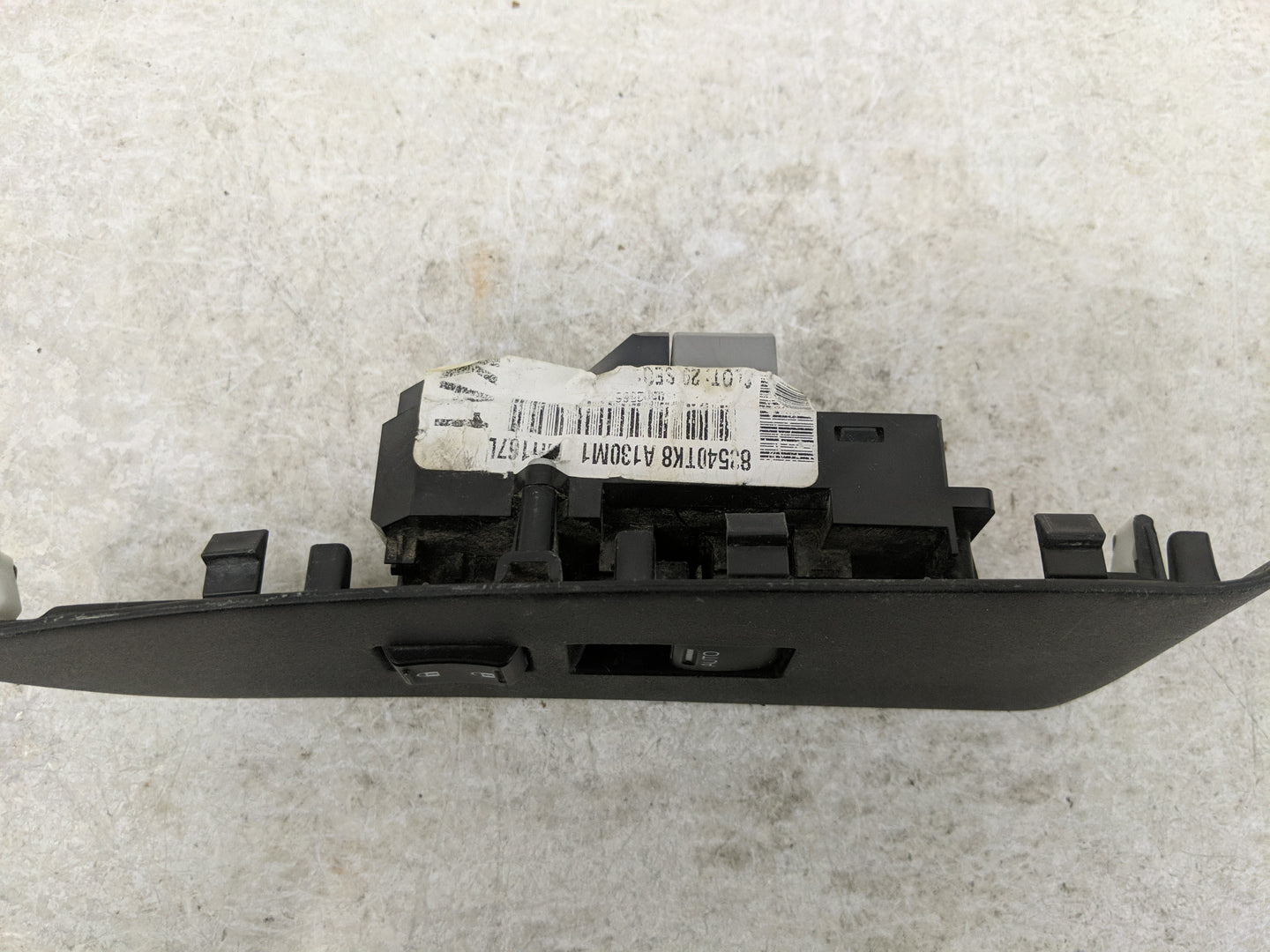 2016 Honda Odyssey Master Power Window Switch Replacement Driver Side Left Fits OEM Used Auto Parts - Oemusedautoparts1.com