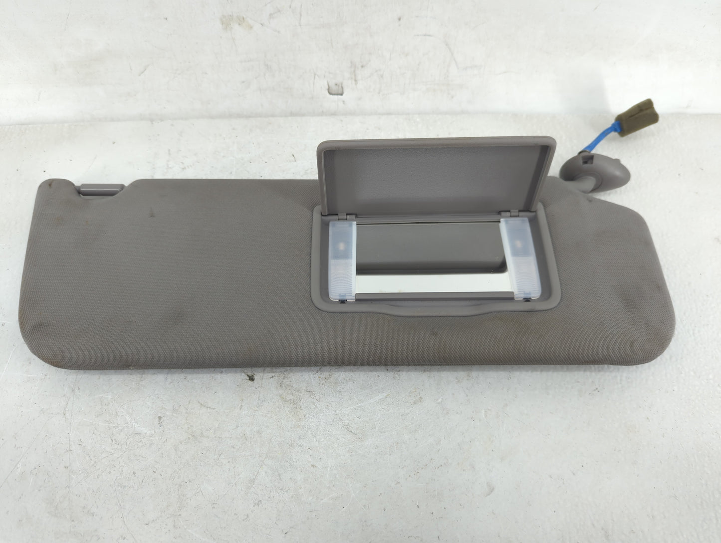 2011-2017 Honda Odyssey Sun Visor Shade Replacement Passenger Right Mirror Fits Fits 2011 2012 2013 2014 2015 2016 2017 OEM 