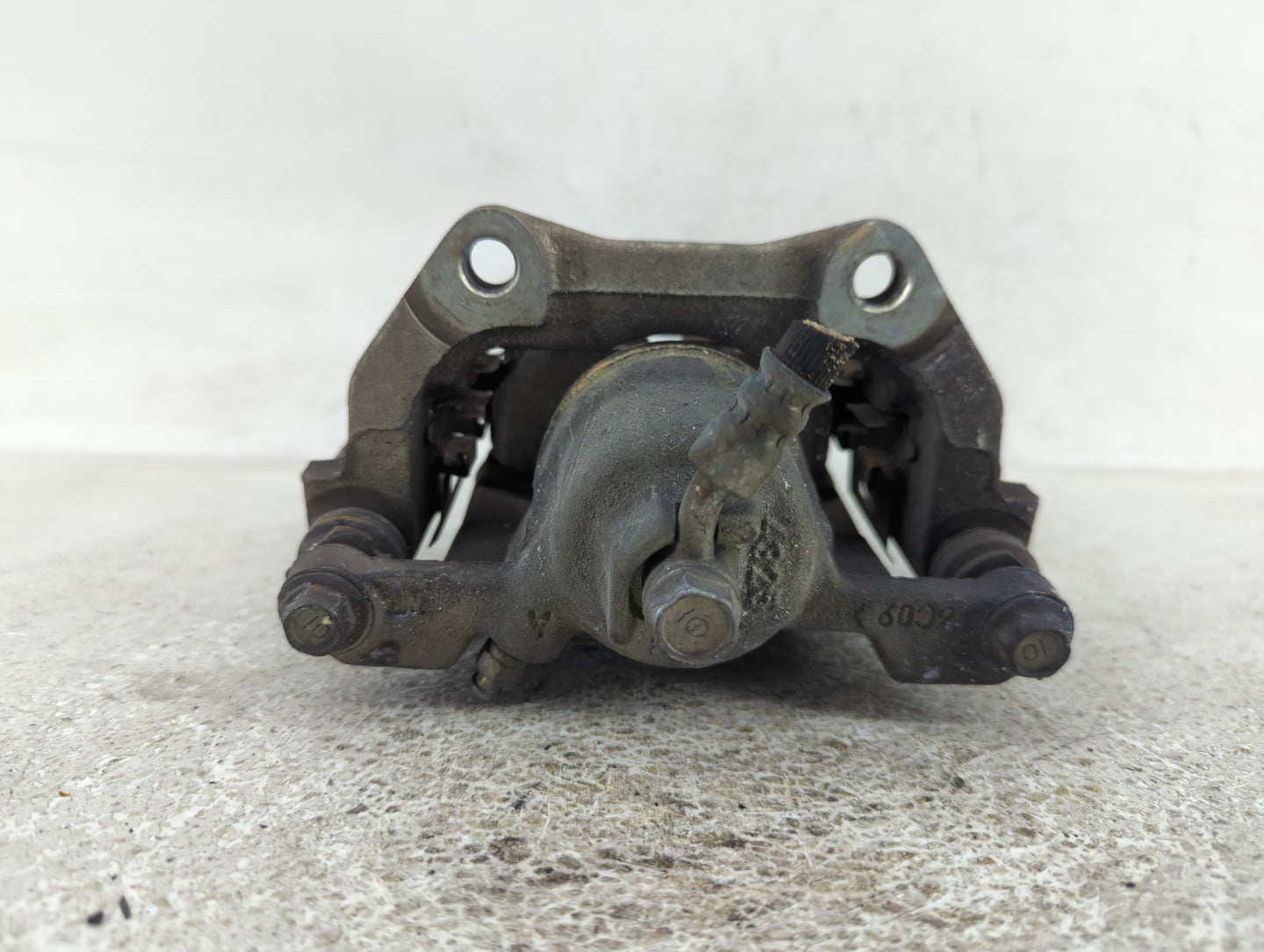 2011-2017 Honda Odyssey Rear Driver Left Brake Caliper - Oemusedautoparts1.com