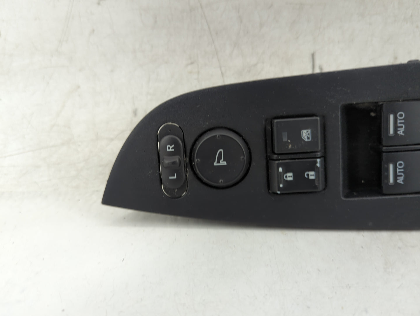 2014-2017 Honda Odyssey Master Power Window Switch Replacement Driver Side Left Fits Fits 2014 2015 2016 2017 OEM Used Auto 