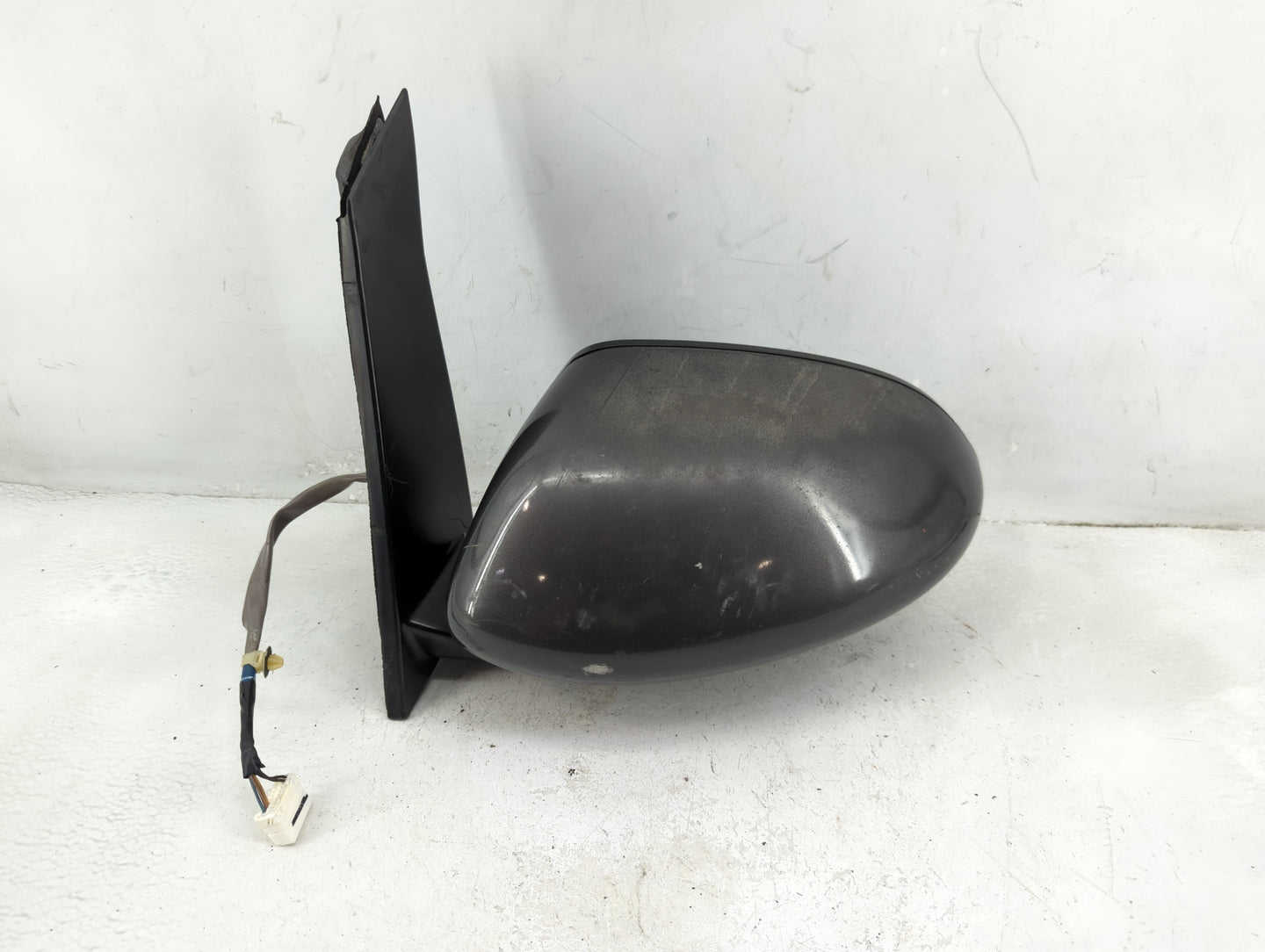 2014-2017 Honda Odyssey Driver Side View Mirror - Left Door Mirror OEM Used - Oemusedautoparts1.com