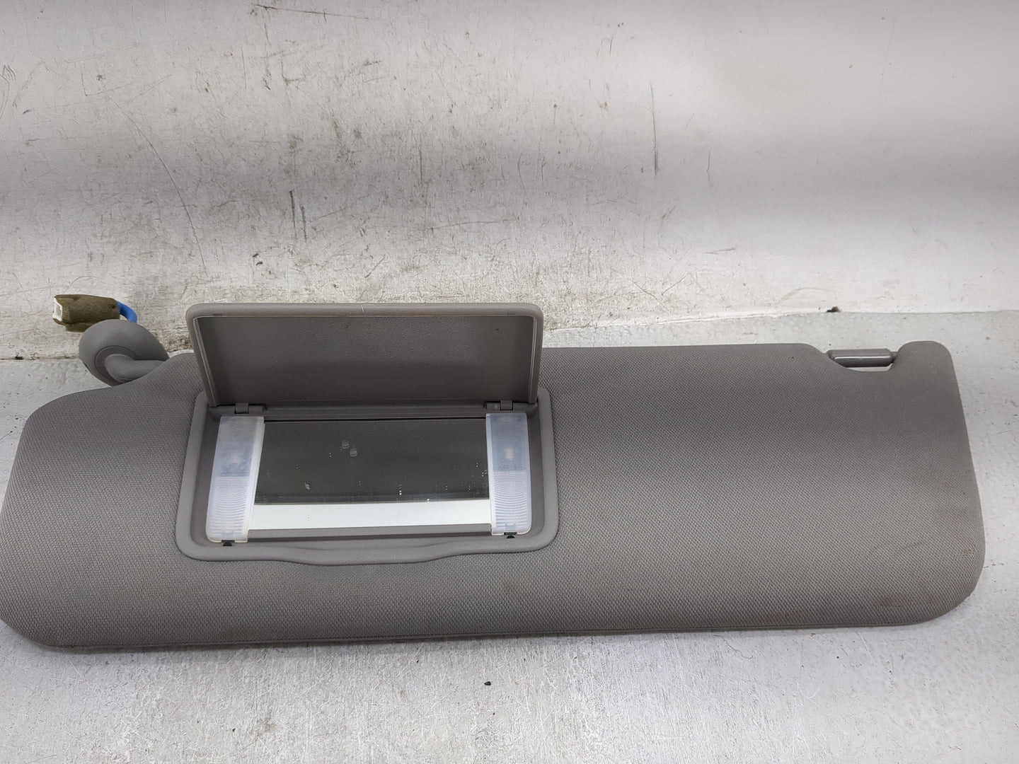 2011-2017 Honda Odyssey Sun Visor Shade Replacement Driver Left Mirror Fits Fits 2011 2012 2013 2014 2015 2016 2017 OEM Used