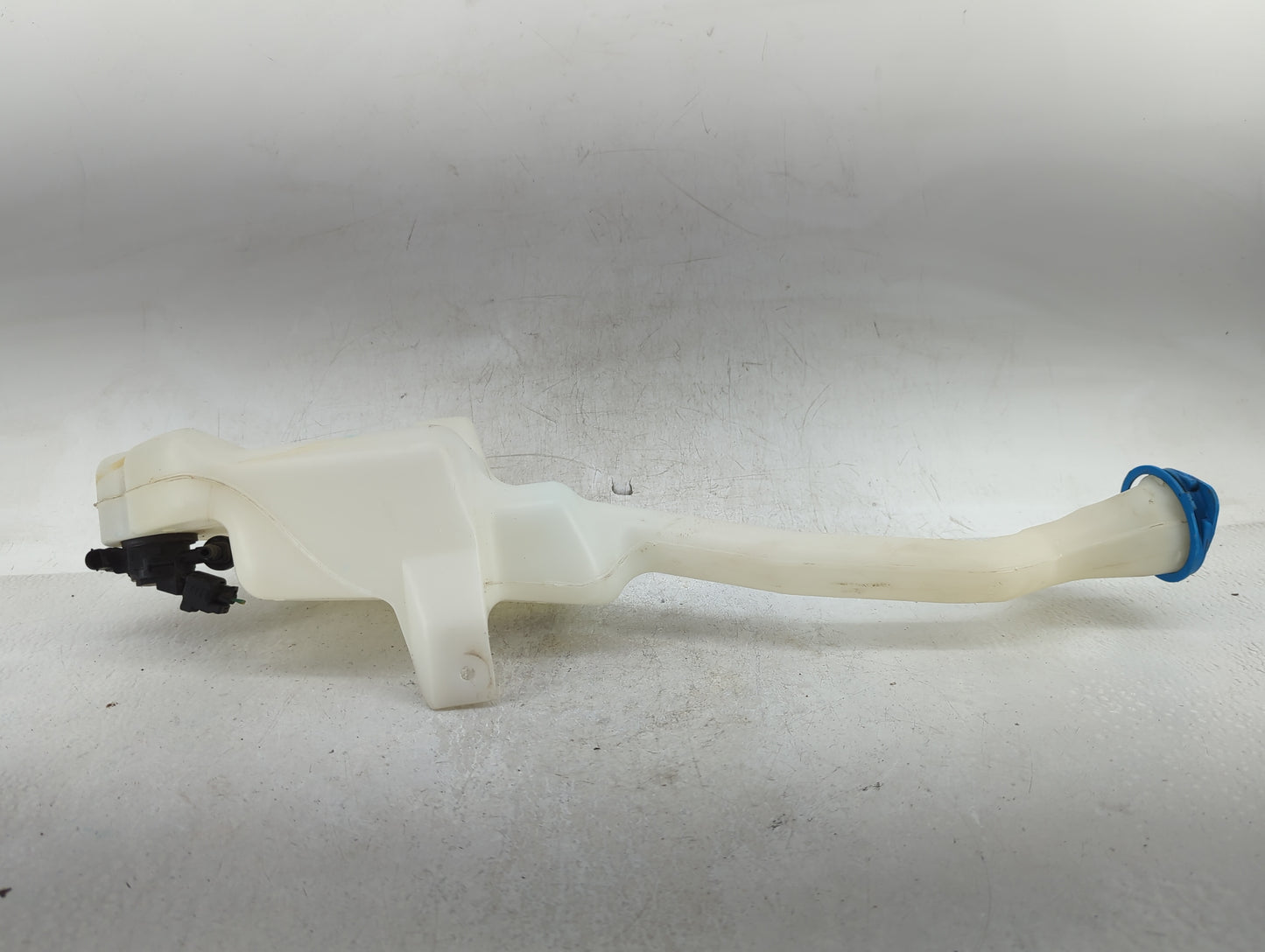 2011-2017 Honda Odyssey Windshield Washer Fluid Reservoir Bottle Oem - Oemusedautoparts1.com