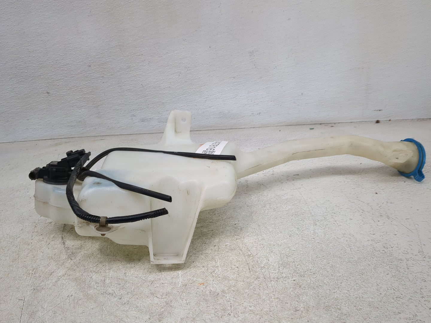 2011-2017 Honda Odyssey Windshield Washer Fluid Reservoir Bottle Oem - Oemusedautoparts1.com