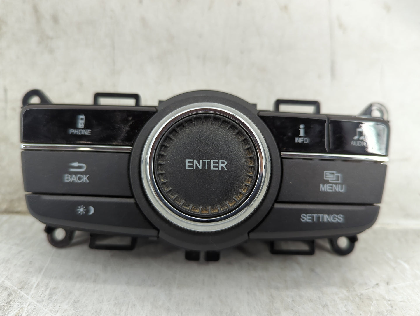 2014-2017 Honda Odyssey Radio Control Panel - Oemusedautoparts1.com